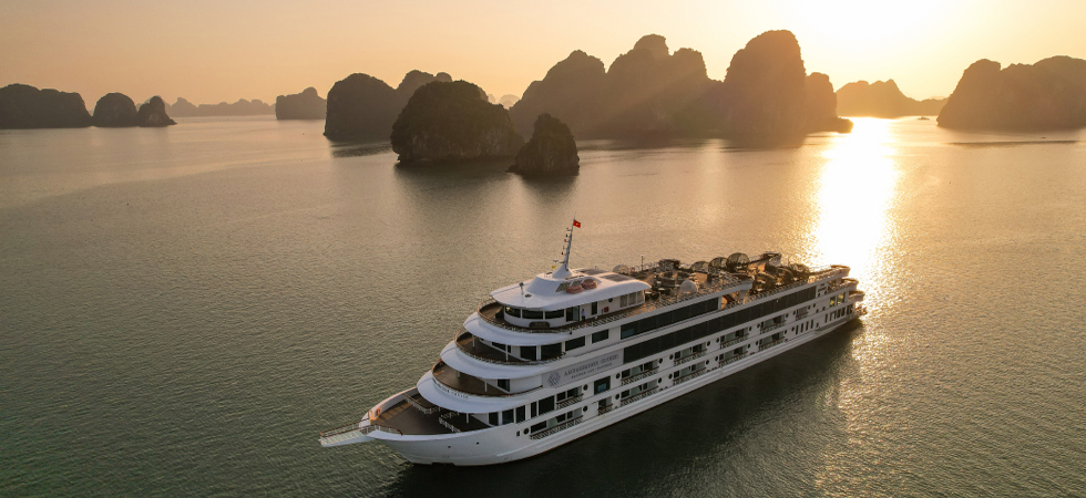 下龍灣國賓號AMBASSADOR DAY CRUISE